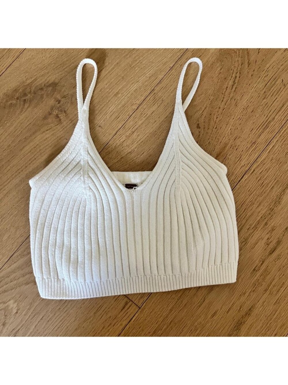 White knit free peoplecrop top size xscan dress up...